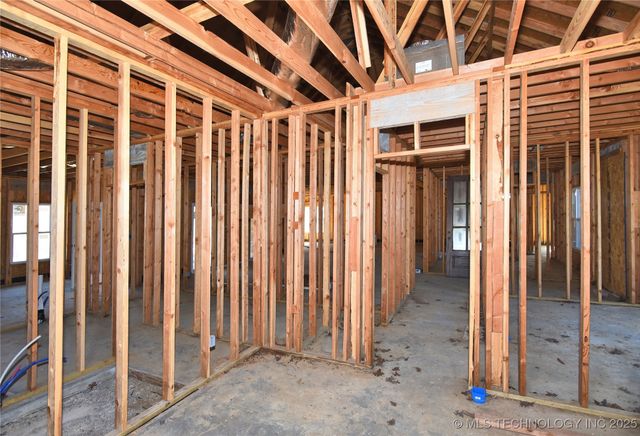 17600 N 114th Avenue, Skiatook, OK 74070