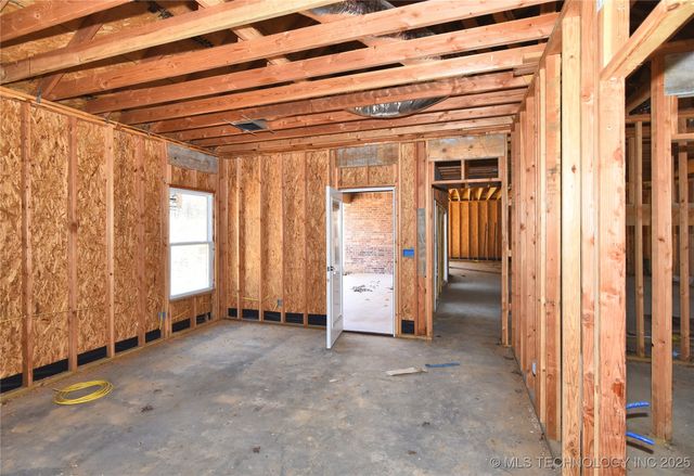 17600 N 114th Avenue, Skiatook, OK 74070