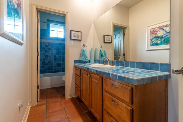 515 East TRL, Spicewood, TX 78669