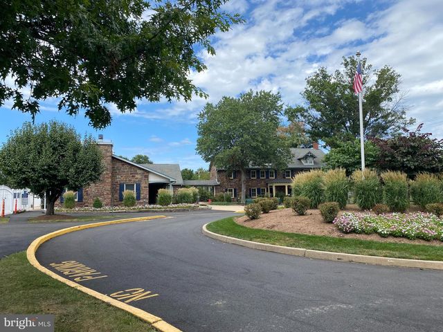 805 SOCIETY PL, Newtown, PA 18940