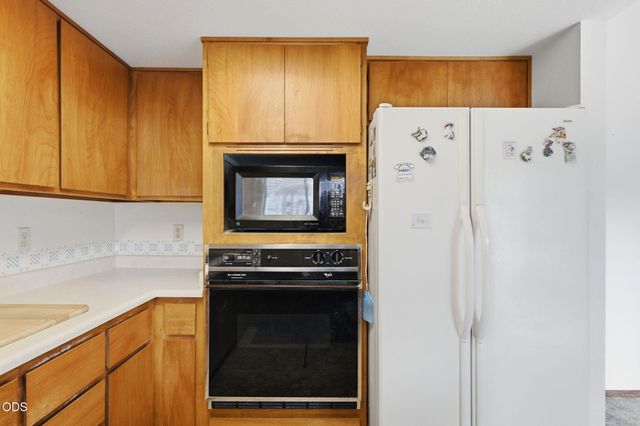 217 Southridge Way, Grants Pass, OR 97527