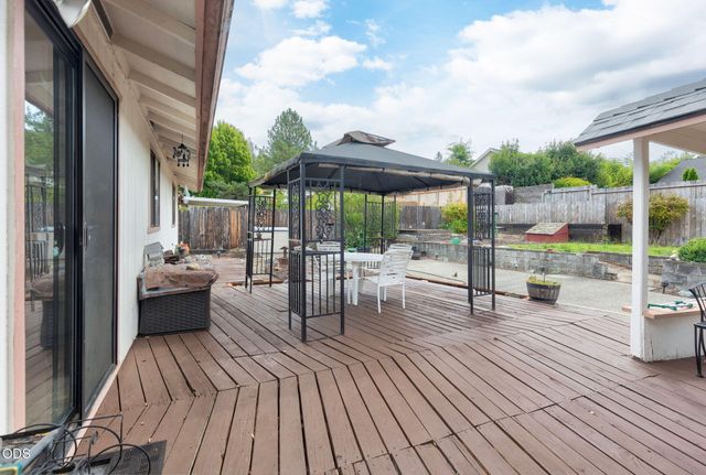 217 Southridge Way, Grants Pass, OR 97527