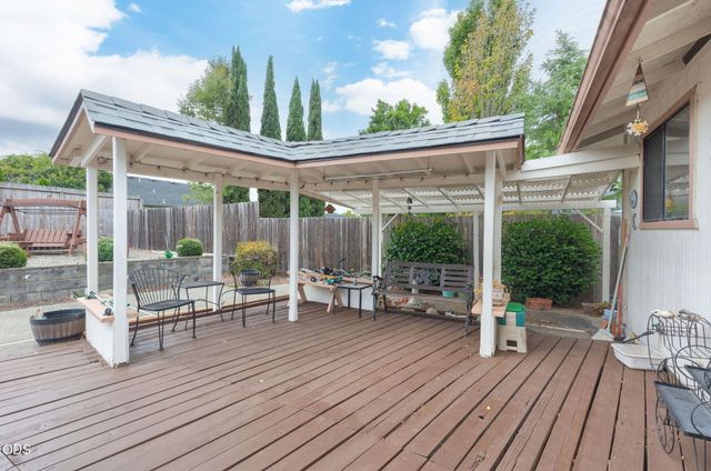 217 Southridge Way, Grants Pass, OR 97527