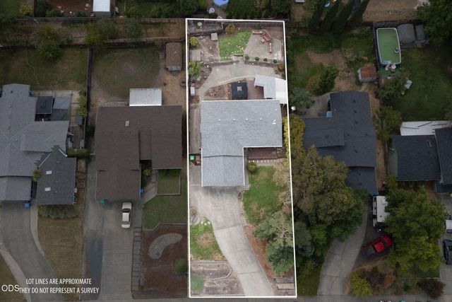 217 Southridge Way, Grants Pass, OR 97527