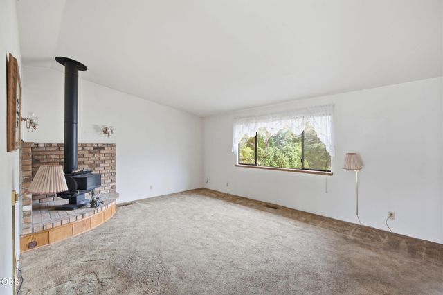 217 Southridge Way, Grants Pass, OR 97527