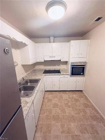 656 49th ST, Newport News, VA 23607