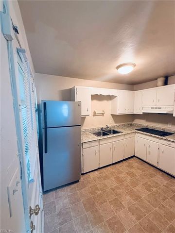 656 49th ST, Newport News, VA 23607