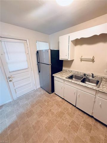 656 49th ST, Newport News, VA 23607