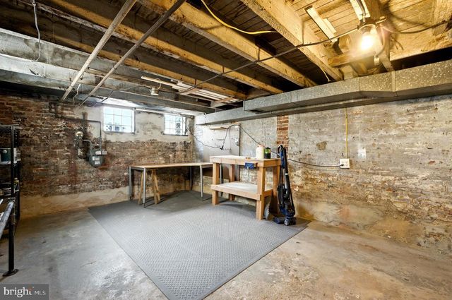 5 W HEATH ST W, Baltimore, MD 21230