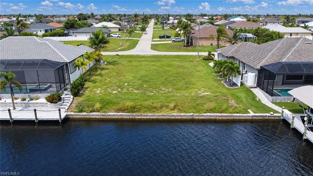 Image 14 of property listing at 3314 NW 10th ST, Cape Coral, FL 33993