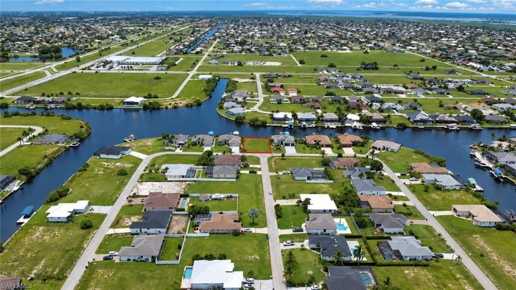 Image 9 of property listing at 3314 NW 10th ST, Cape Coral, FL 33993