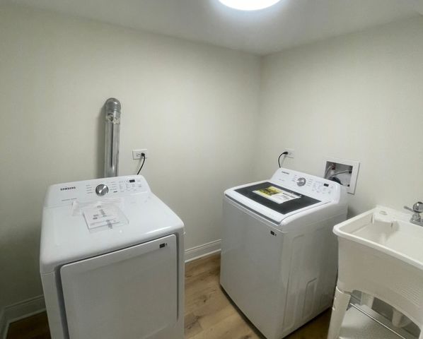 654 W 111th Street, Chicago, IL 60628