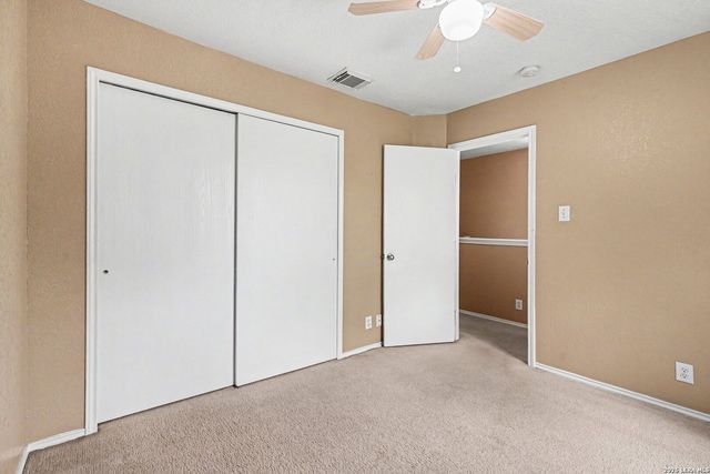 7 Moondance Hl, San Antonio, TX 78254