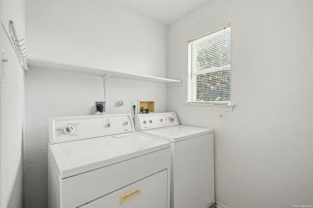 7 Moondance Hl, San Antonio, TX 78254