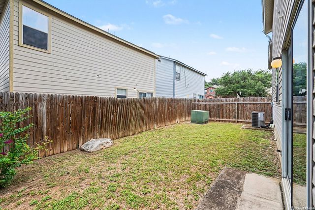 7 Moondance Hl, San Antonio, TX 78254