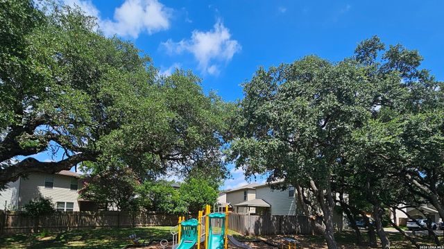 7 Moondance Hl, San Antonio, TX 78254