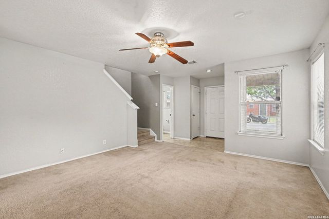 7 Moondance Hl, San Antonio, TX 78254