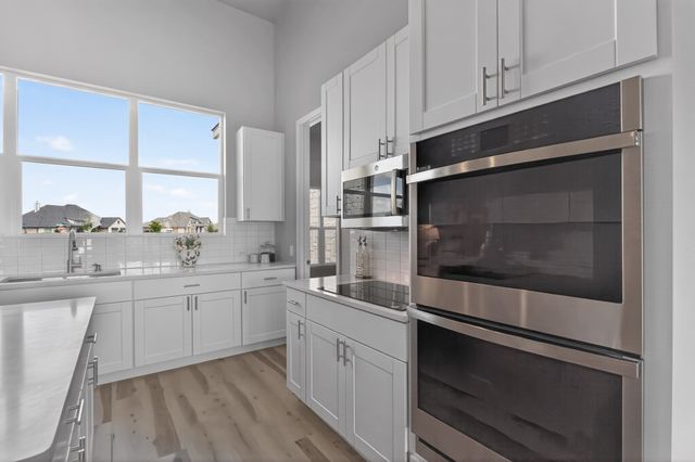 521 Fox Hill Court, Waxahachie, TX 75167