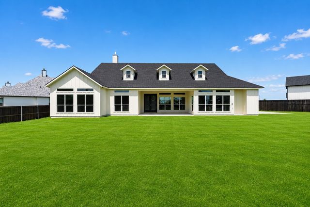 521 Fox Hill Court, Waxahachie, TX 75167