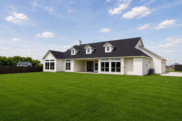 521 Fox Hill Court, Waxahachie, TX 75167