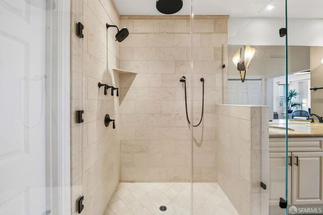 430 Greenwich Street, San Francisco, CA 94133