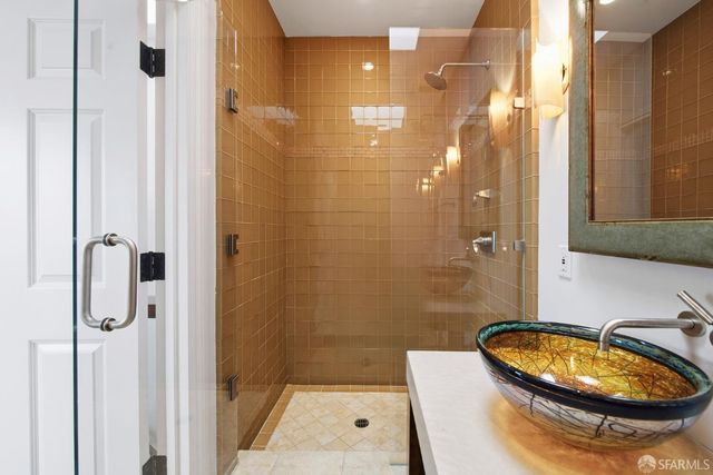 430 Greenwich Street, San Francisco, CA 94133