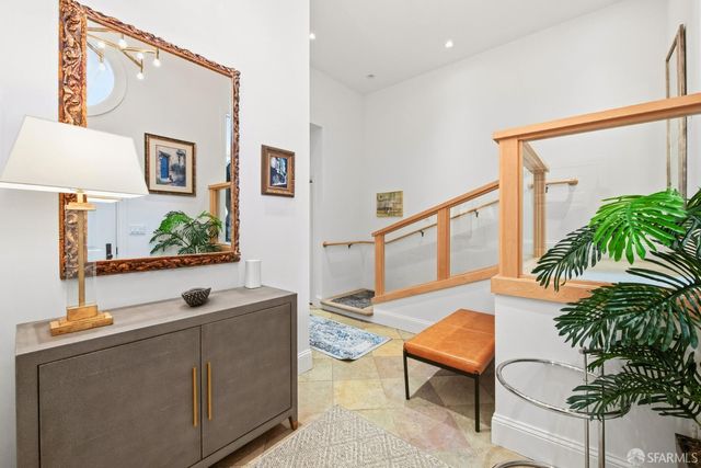 430 Greenwich Street, San Francisco, CA 94133