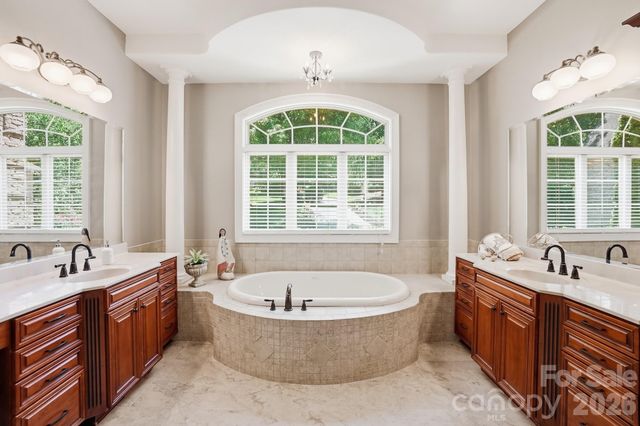 932 Thorn Ridge Lane, Clover, SC 29710