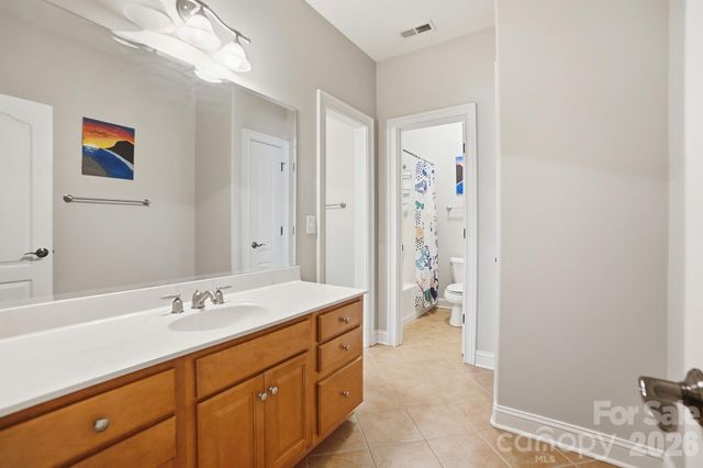932 Thorn Ridge Lane, Clover, SC 29710