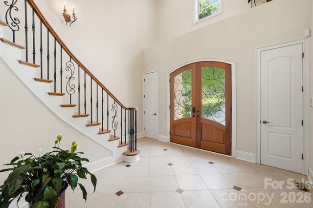 932 Thorn Ridge Lane, Clover, SC 29710