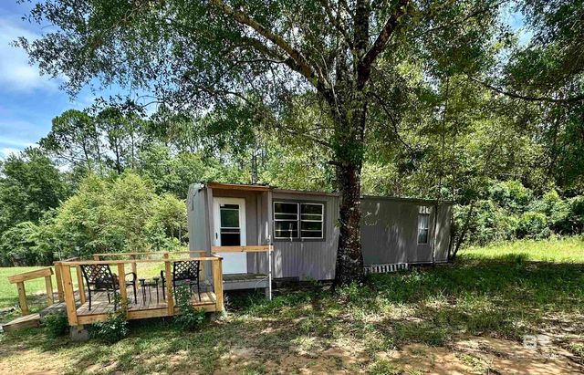 21305 River Road, Robertsdale, AL 36567