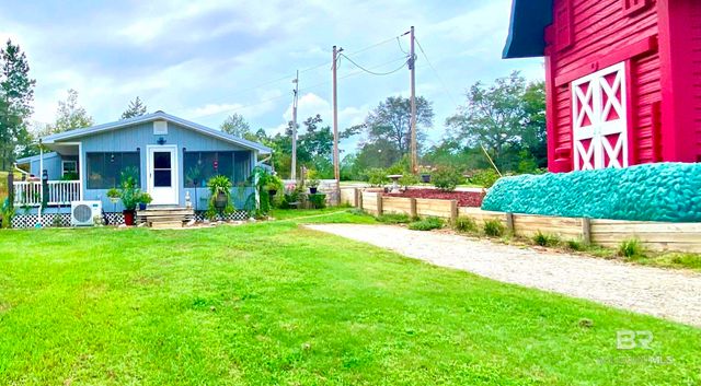 21305 River Road, Robertsdale, AL 36567