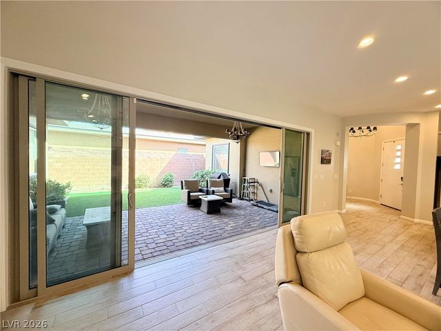 9958 Regency Square Avenue, Las Vegas, NV 89148