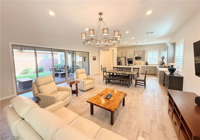 9958 Regency Square Avenue, Las Vegas, NV 89148