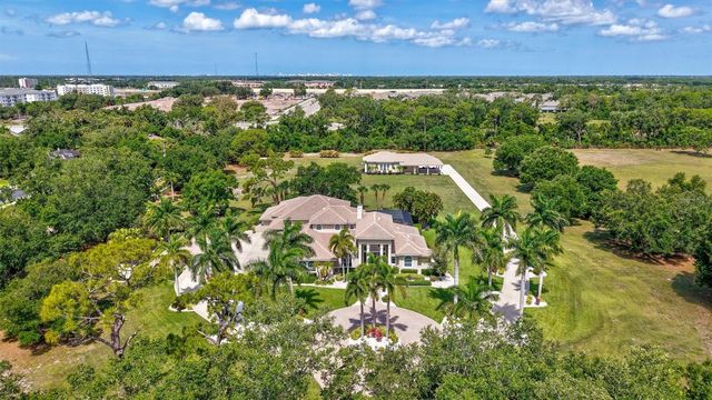 1045 FOX CREEK DRIVE, Sarasota, FL 34240