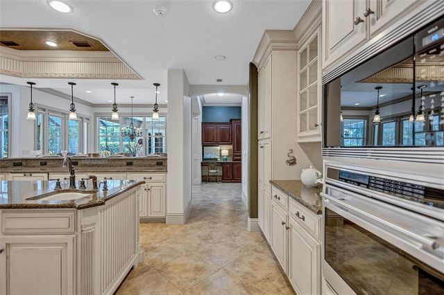 1045 FOX CREEK DRIVE, Sarasota, FL 34240