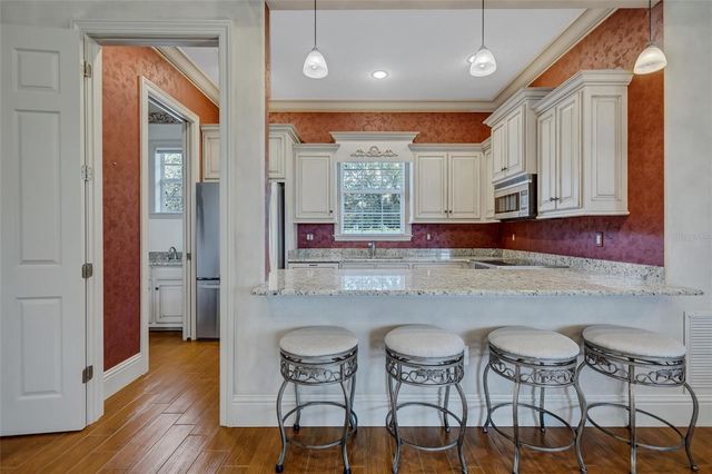 1045 FOX CREEK DRIVE, Sarasota, FL 34240