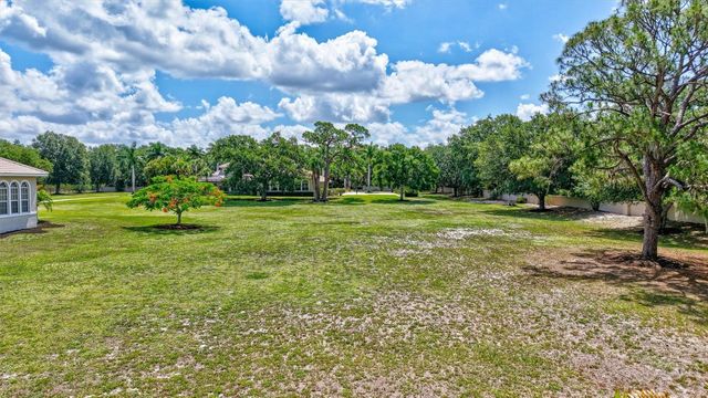 1045 FOX CREEK DRIVE, Sarasota, FL 34240