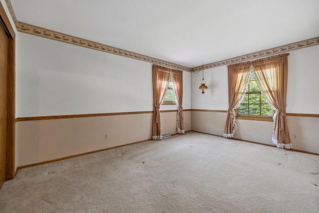 15075 Kings Ridge COURT, Brookfield, WI 53005
