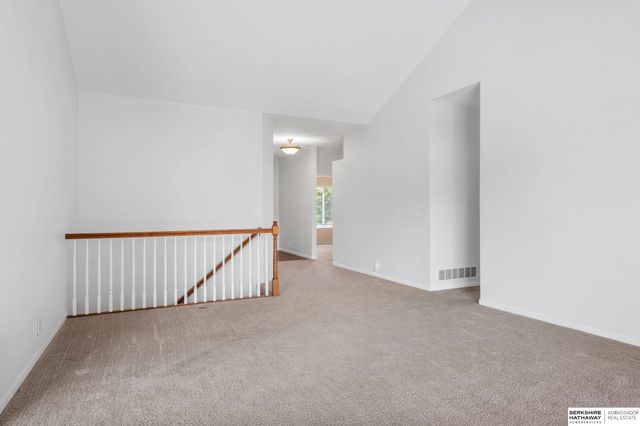 5144 N 159th Circle, Omaha, NE 68116