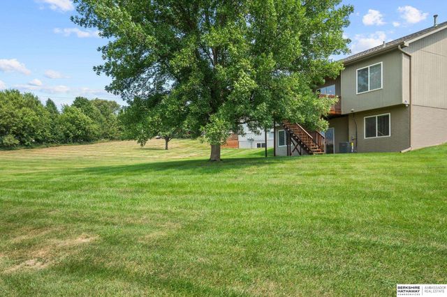 5144 N 159th Circle, Omaha, NE 68116
