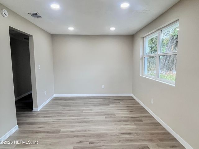 1274 LAKE SHORE Boulevard, Jacksonville, FL 32205