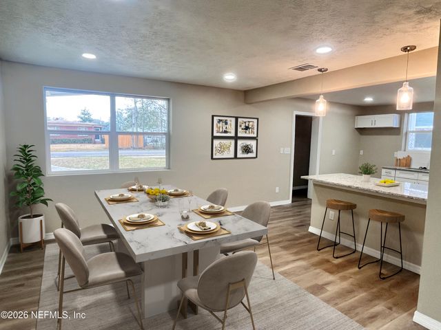 1274 LAKE SHORE Boulevard, Jacksonville, FL 32205