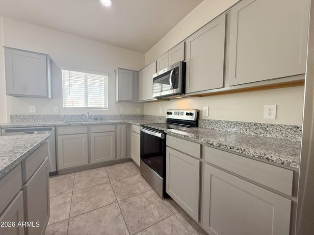 70 S 190TH Drive, Buckeye, AZ 85326