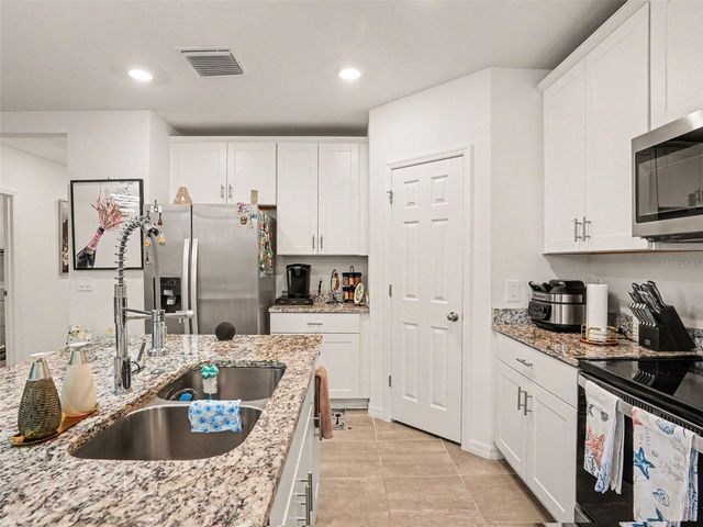 2019 KINGSMEN COURT, Haines City, FL 33844