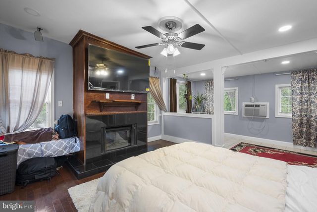 12220 CENTERHILL ST, Silver Spring, MD 20902