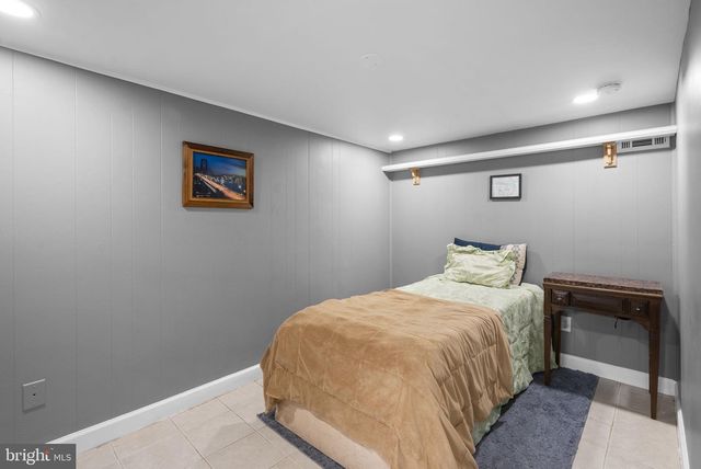 12220 CENTERHILL ST, Silver Spring, MD 20902