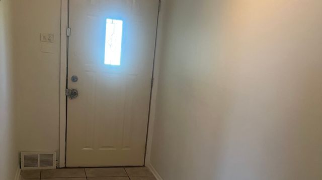 15202 Meadow Lane, Dolton, IL 60419