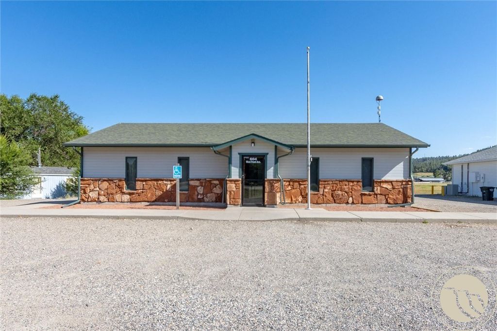 604 W Front STREET, Joliet, MT 59041