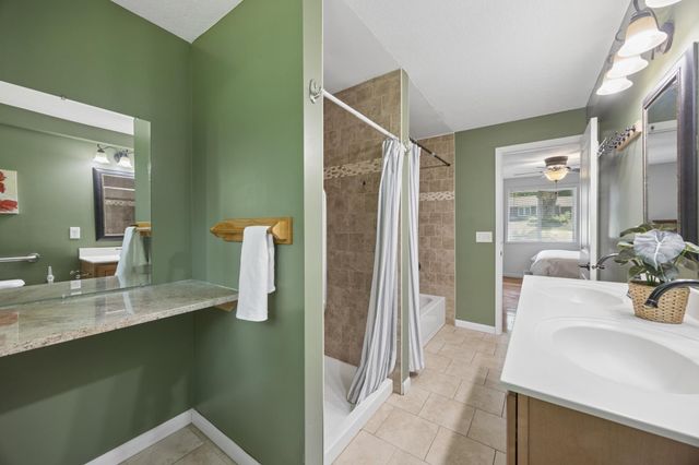 1425 Orkla Drive, Golden Valley, MN 55427